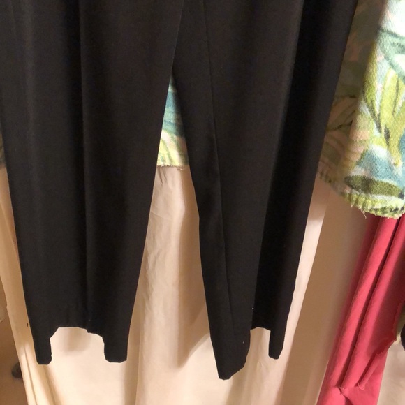 Black pants - Picture 2 of 3